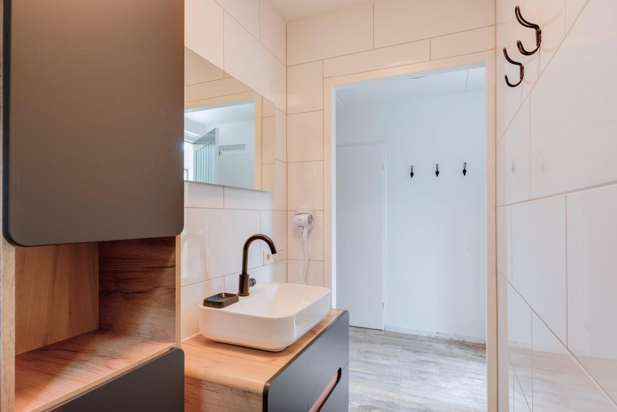 Het Huys Ewijk Mooi Luxe En Een Laadpaal Екстериор снимка